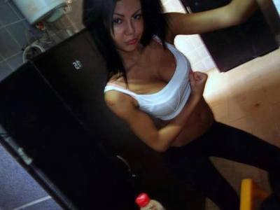 Connect with Lucia (18) in Nevada | Adult Dating