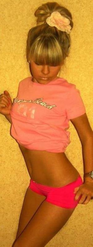 Shayna (21) in Pennsylvania | Casual Dating with Older Men