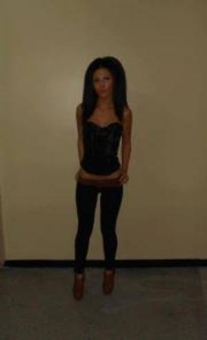 Corrine, 18 in New York | Casual Dating and Private Chat