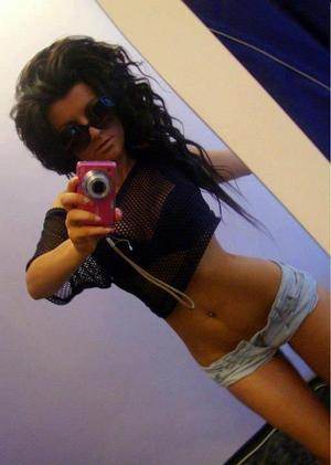 Madelynn (19), California adult dating profile image