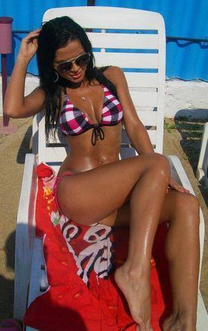 Roxana (22) in New York | Casual Dating with Older Men