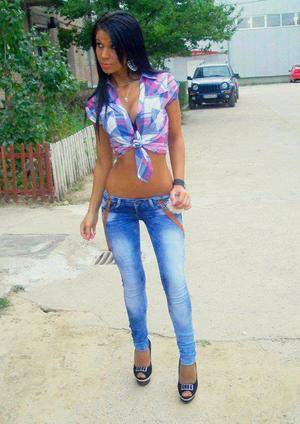 Chat with Kailee (23) in Hawaii | Casual Dating Profile