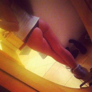 Private Chat with Yamilet (23) in Ontario
