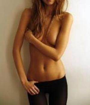 Leandra, age 18, Florida profile picture