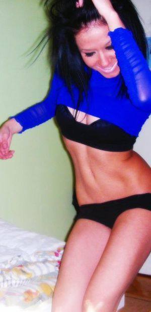 Chat with Tracey (29) in New York | Casual Dating Profile