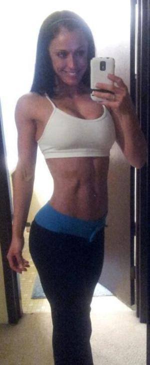 Meet Danielle (18) from Ontario | Confidential Encounters