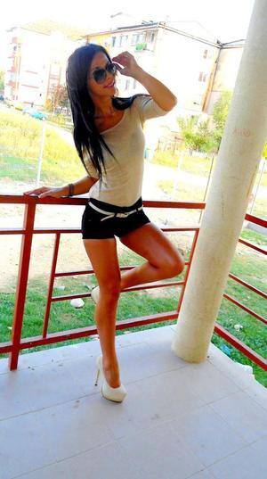 Alexia, 26, Ontario | Secret Adult Dating Profile