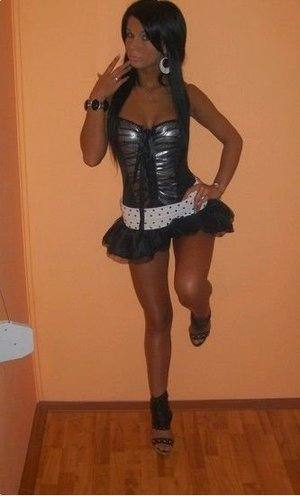 Dominique, 21, California | Secret Adult Dating Profile