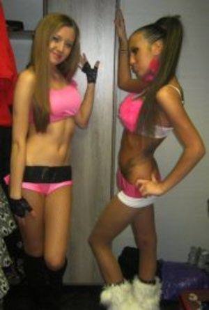 Private Chat with Ashlyn (18) in Ontario