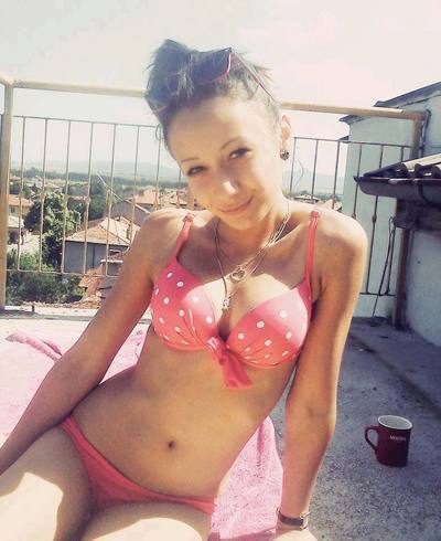 Chat with Grace (22) in Ontario | Casual Dating Profile