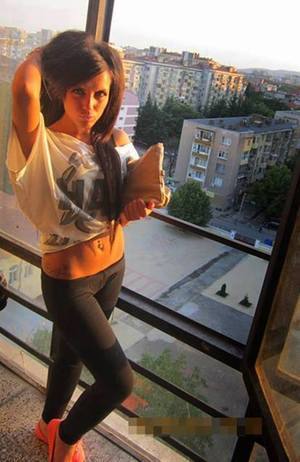 Meet Paula (19) from District Of Columbia | Confidential Encounters