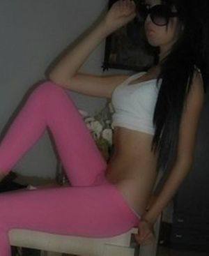 Nichole (27) from Ontario | Discreet Casual Encounters