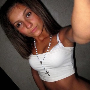 Escorts like Itzel are down to fuck you now!