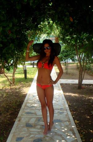 Amya from West Virginia is looking for adult webcam chat