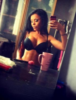 Aleigha from Tennessee is interested in nsa sex with a nice, young man