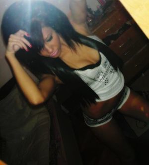 Alysia from California is interested in nsa sex with a nice, young man