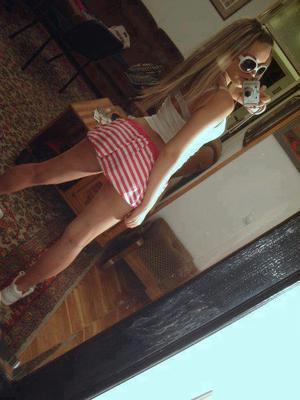 Finding a fuck buddy like Audrey from Illinois has never been easier