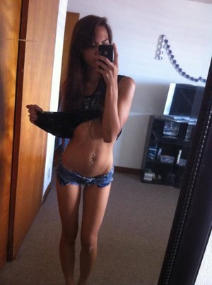 Looking for local cheaters? Take Violet from Ohio home with you