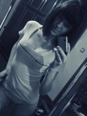Looking for girls down to fuck? Harlow from Nevada is your girl