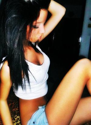 Meet local singles like Nia from North Carolina who want to fuck tonight
