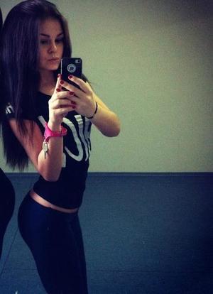 Yuri from Fairfield Bay, Arkansas is looking for adult webcam chat