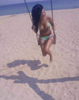 Flor from Illinois is looking for adult webcam chat
