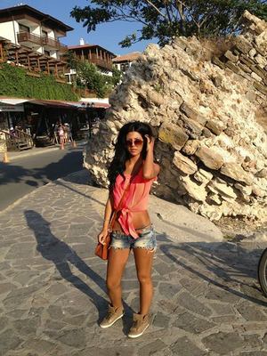 Emma from Pennsylvania is looking for adult webcam chat