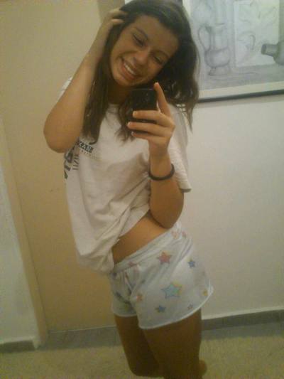 Meet local singles like April from Ontario who want to fuck tonight