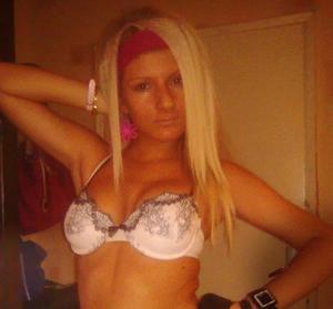Katerina from Alberta is interested in nsa sex with a nice, young man