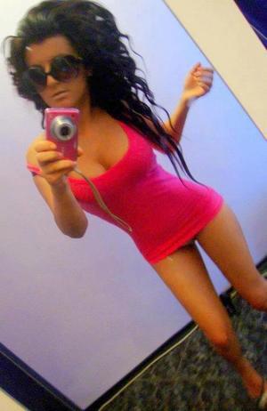 Racquel from East Rutherford, New Jersey is interested in nsa sex with a nice, young man