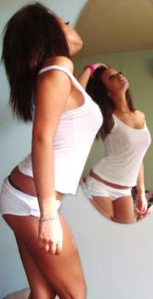 Luz from Louisiana is looking for adult webcam chat
