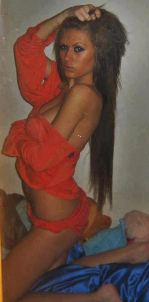 Kendra from Ohio is interested in nsa sex with a nice, young man