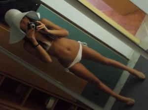 Jazmine is a cheater looking for a guy like you!