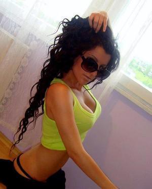 Lizbeth is a cheater looking for a guy like you!