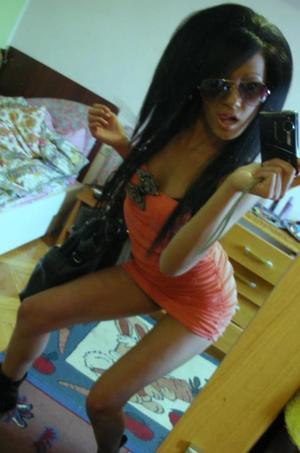 Escorts like Roselyn are down to fuck you now!