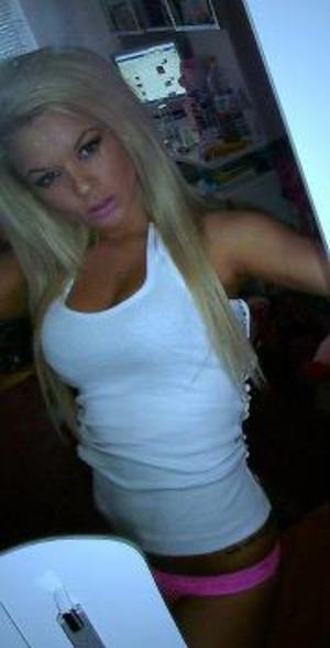 Audrey from Louisiana is interested in nsa sex with a nice, young man