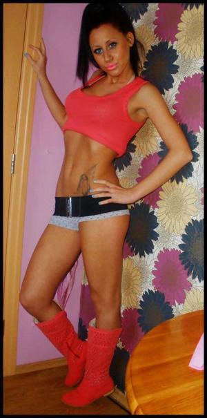 Patricia from California is looking for adult webcam chat
