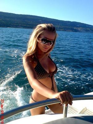 Lanette from Brandy Station, Virginia is looking for adult webcam chat