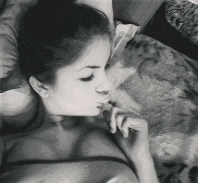 Alana from Connecticut is looking for adult webcam chat