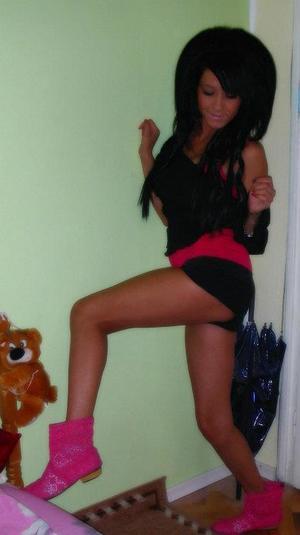 Escorts like Ally are down to fuck you now!