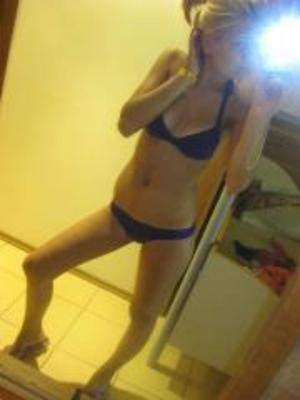 Looking for local cheaters? Take Briana from Arizona home with you