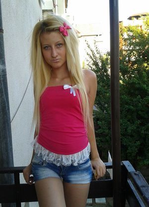 Devon from Ohio is interested in nsa sex with a nice, young man