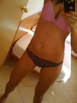 Looking for local cheaters? Take Anne from Ohio home with you