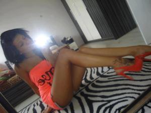 Meet local singles like Alissa from Connecticut who want to fuck tonight