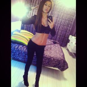 Angelique from South Carolina is looking for adult webcam chat