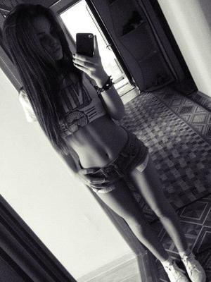 Escorts like Selina are down to fuck you now!