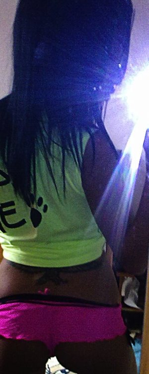 Brooke from Quebec is DTF, are you?