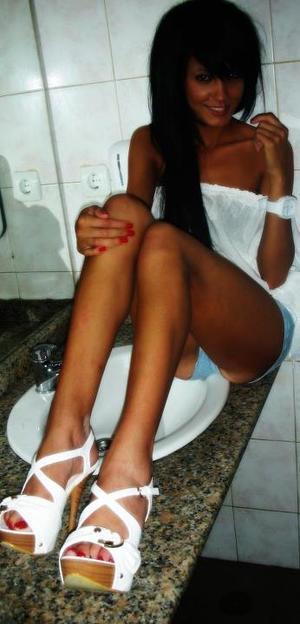 Escorts like Alondra are down to fuck you now!