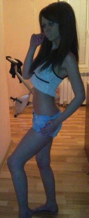 Reyna is a cheater looking for a guy like you!
