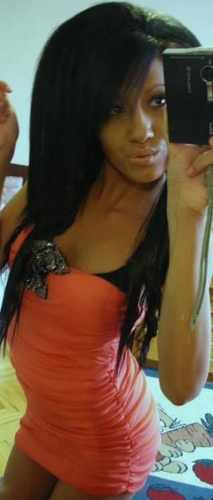 Mollie is a cheater looking for a guy like you!